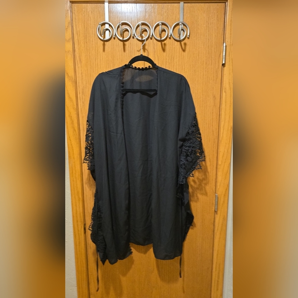 Black OSFA One Size Fits Up To 16 Swimsuit Coverup-Worn Once